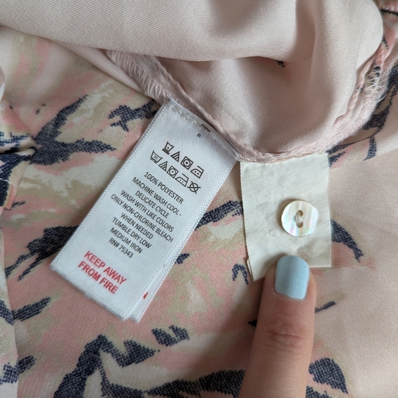 House of Harlow 1960 Tropical Pajama Set - Picture 11 of 11